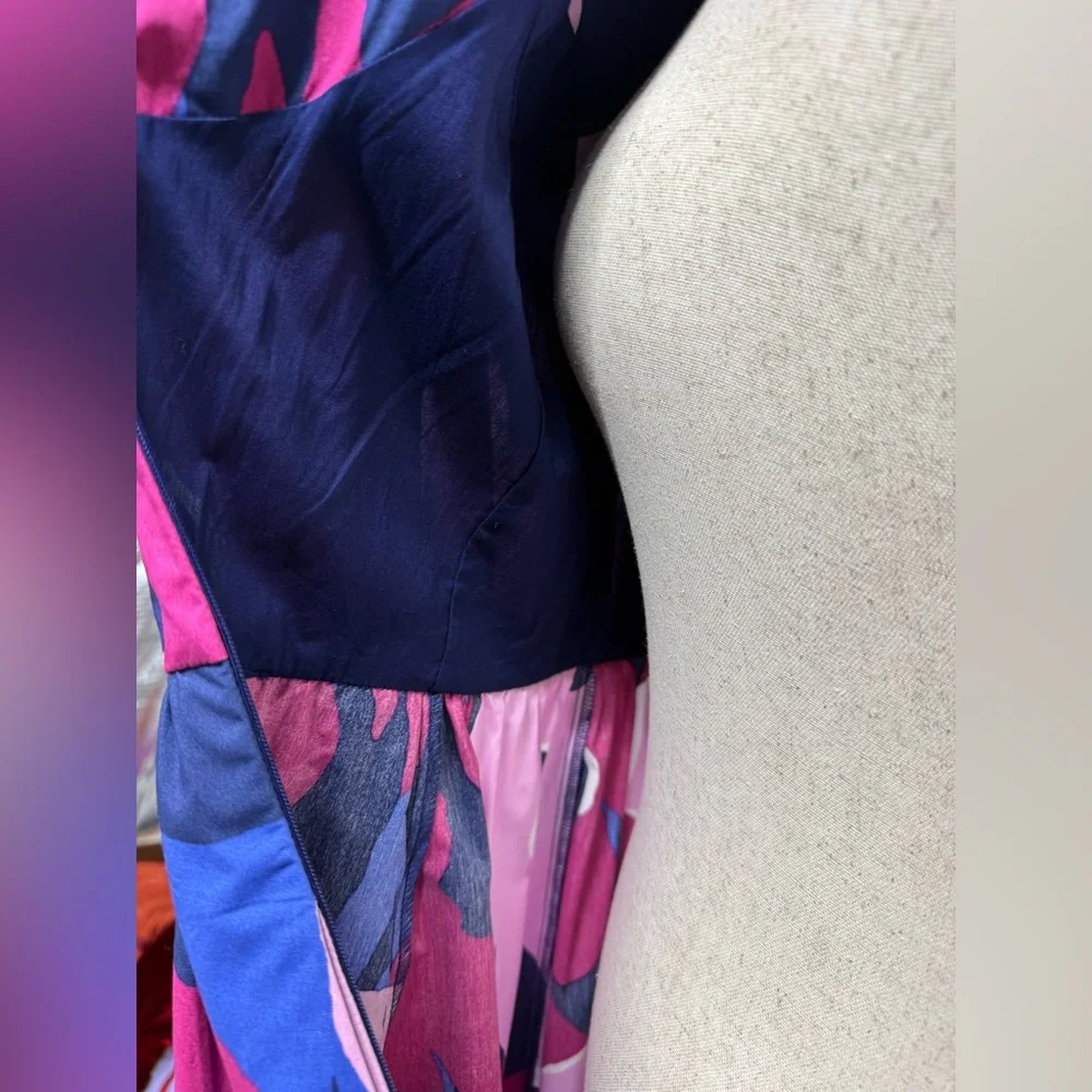 Banana Republic Factory Sleeveless Self-Belted V Neck Midi Dress - Picture 11 of 13